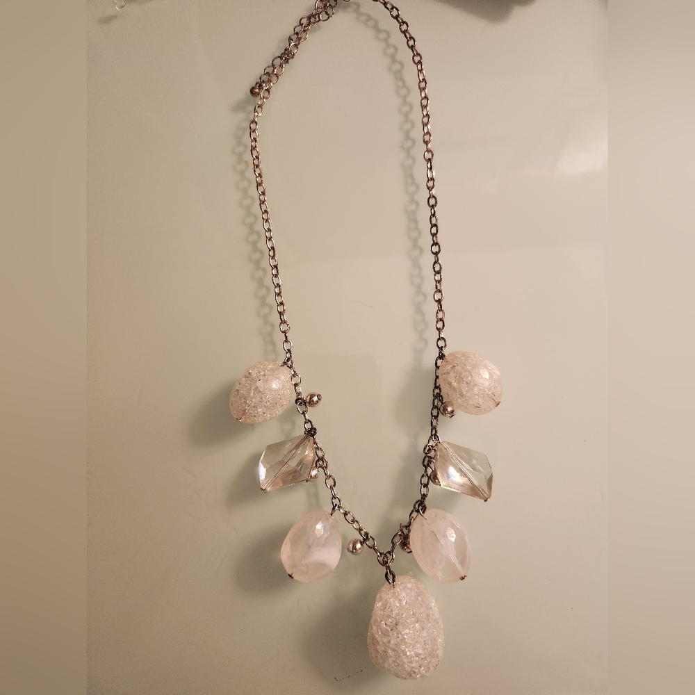 Short necklace